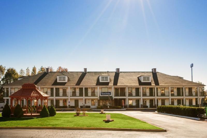 Baymont By Wyndham Commerce Ga Near Tanger Outlets Mall Exterior foto